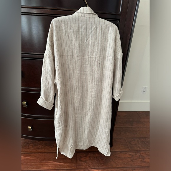 Rebecca King one-of-a-kind sample oatmeal linen stripe duster with pockets - Picture 6 of 15